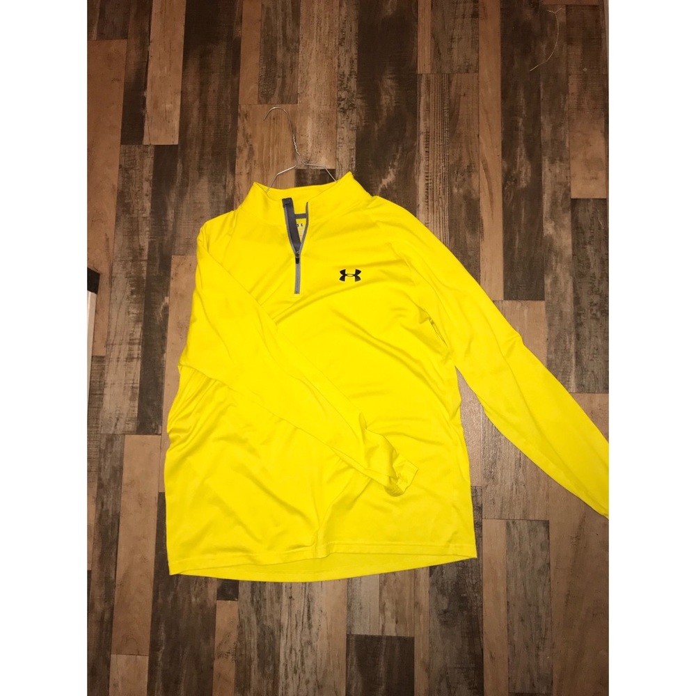 Under Armour Pull Over